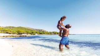 وجهات سفر عائلية مناسبة لجميع الأعمار: مغامرات لا تنسى!