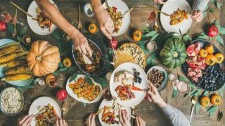 أحلام الطعام والولائم في التراث العربي: أنشودة الذاكرة